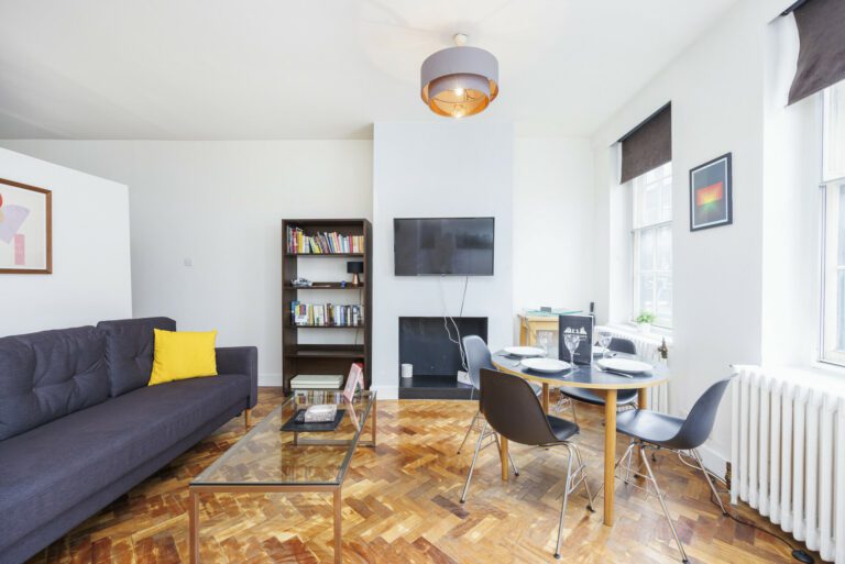 London pads Dean street Soho Central West End