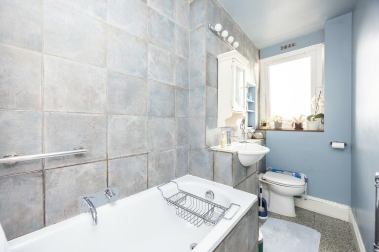 28 Kemp House_01 copy