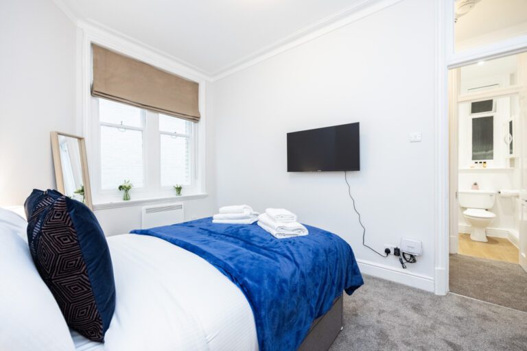 35 Burleigh Mansions_05 copy